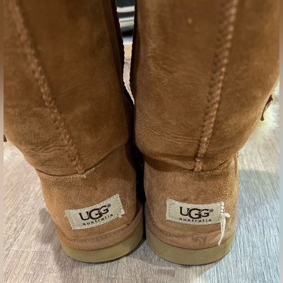 Women’s UGG Size 5 Bailey Boot II Sheepskin Shearling Warm Ankle Boot Winter - Picture 6 of 9